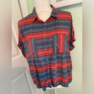 LulaRoe women’s blouse short sleeve,size small